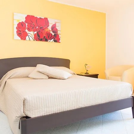 La Casa Nel Borgo Bed & Breakfast 4*